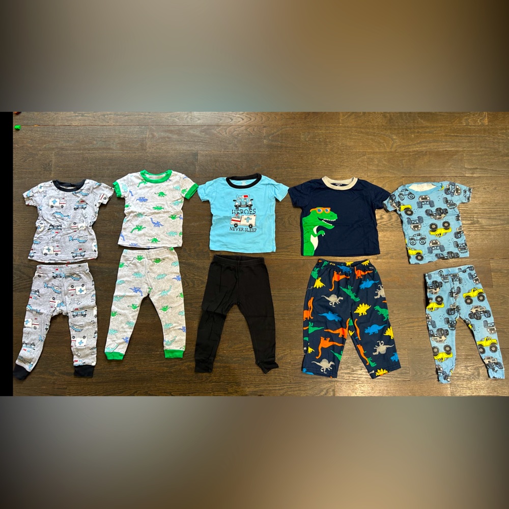 18 month boys PJs ALL 5 Pairs one price